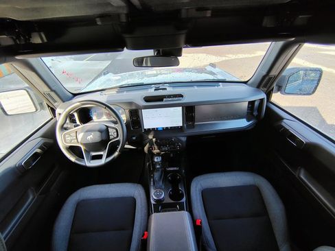 Certified 2025 Ford Bronco Big Bend AWD/4WD image 2