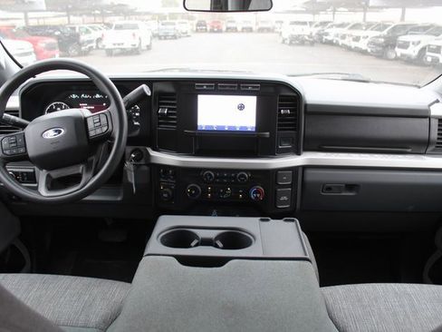 Used 2024 Ford F250 XLT image 21