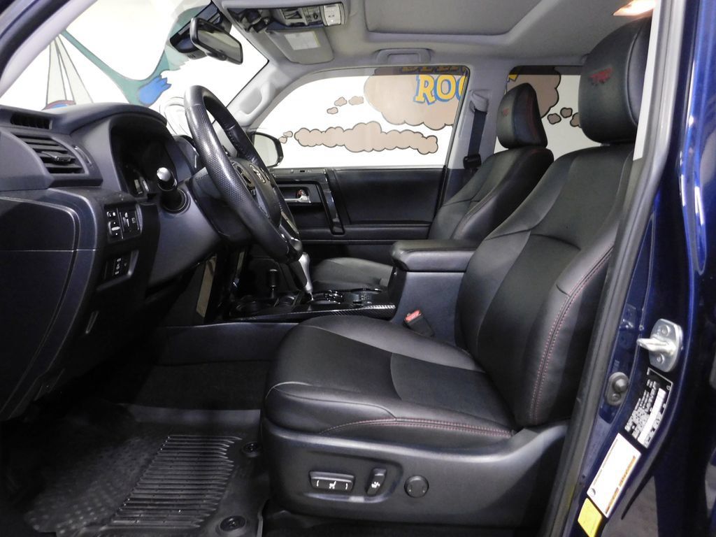 Used 2023 Toyota 4Runner TRD Off-Road Premium w/ Moonroof Package AWD/4WD image 21