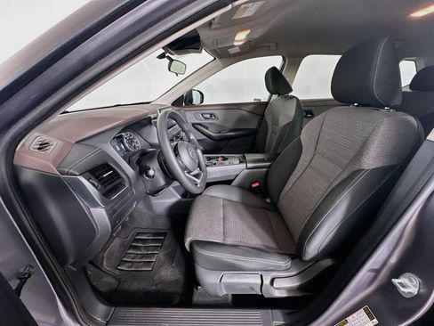 Used 2021 Nissan Rogue S FWD image 13