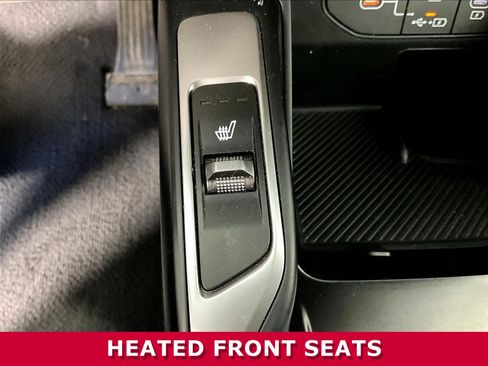 Certified 2024 Kia Sorento S w/ Panoramic Sunroof Package FWD image 15