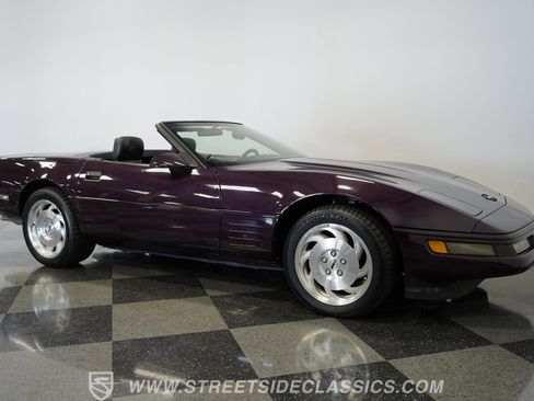 Used 1993 Chevrolet Corvette Convertible image 15