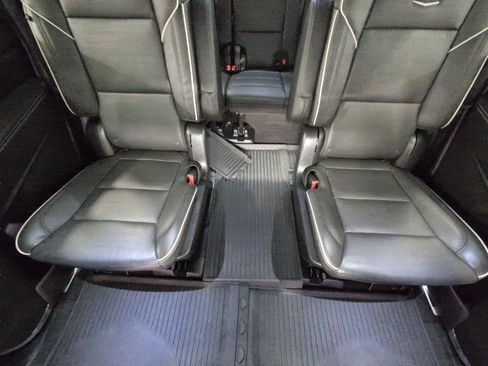 Certified 2025 Cadillac Escalade Premium Luxury w/ Touring Package AWD/4WD image 25