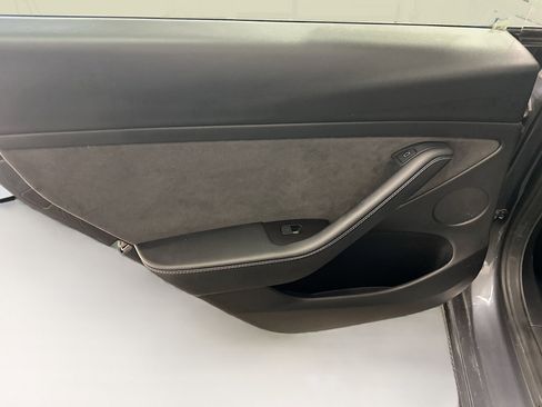 Used 2022 Tesla Model 3 Long Range image 28