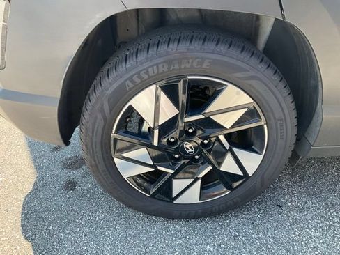 Used 2025 Hyundai Kona SEL FWD image 10