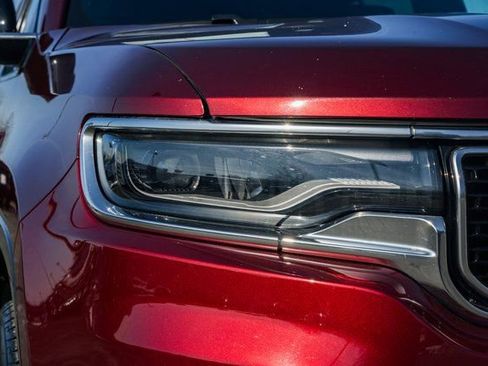 Used 2024 Jeep Wagoneer L Series III w/ Flexible Seating Group image 28