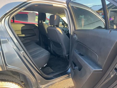 Used 2011 Chevrolet Equinox LT w/ Driver Convenience Package image 18
