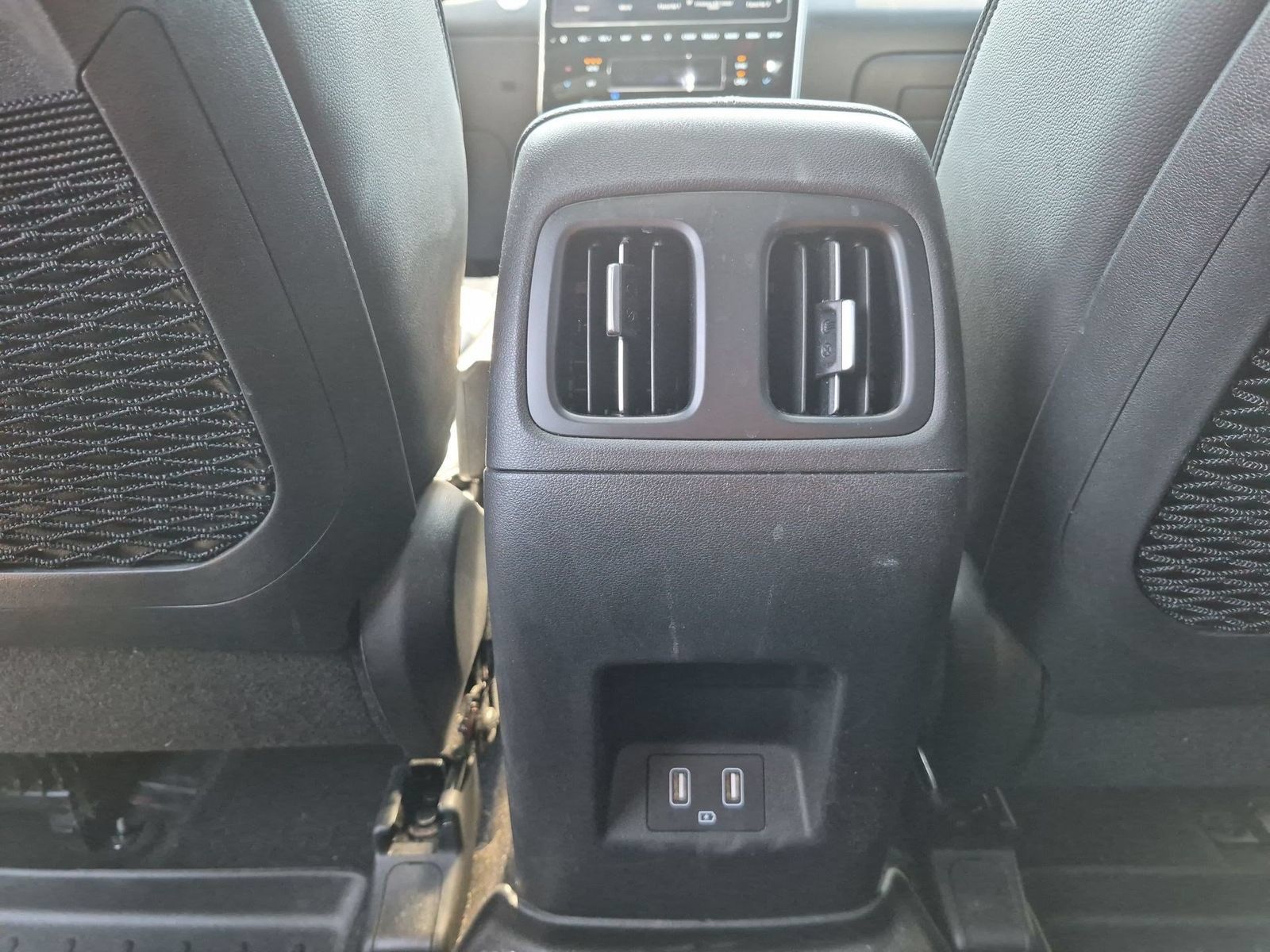 Used 2024 Hyundai Santa Cruz Limited AWD/4WD image 22