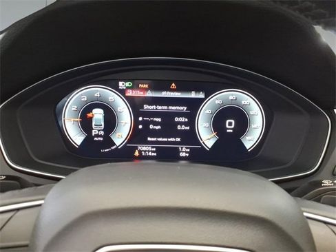 Used 2022 Audi Q5 2.0T Premium Plus w/ Premium Plus Package image 30