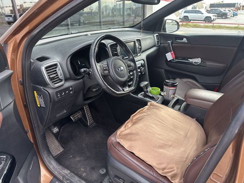 Used 2017 Kia Sportage SX image 5