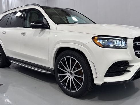 Certified 2023 Mercedes-Benz GLS 450 4MATIC image 4