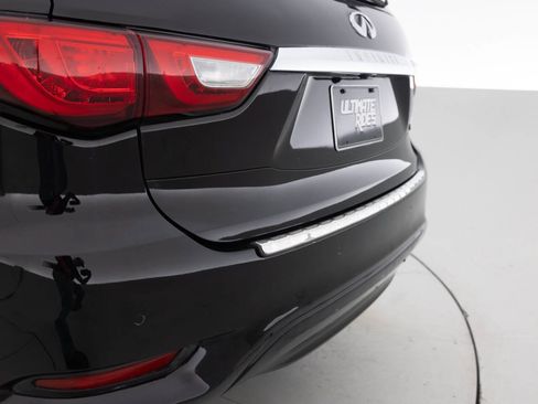Used 2017 INFINITI QX60 Luxe w/ Deluxe Technology Package AWD/4WD image 16