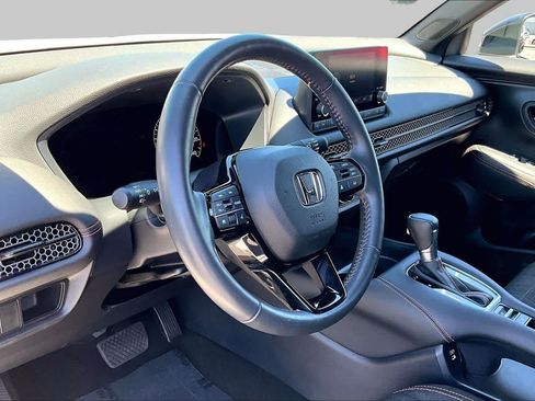 Used 2024 Honda HR-V Sport image 17