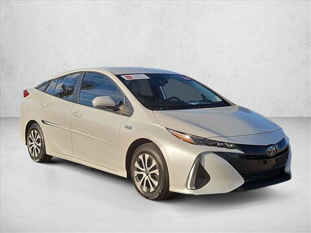 Certified 2022 Toyota Prius Prime XLE w/ Protection Package (TMS) FWD image 3