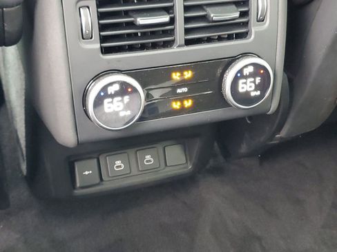 Certified 2023 Land Rover Discovery S R-Dynamic AWD/4WD image 31