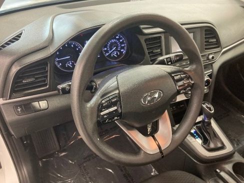 Used 2019 Hyundai Elantra SE w/ Cargo Package image 7