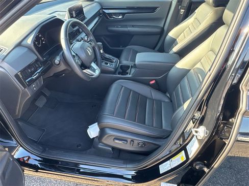 Used 2025 Honda CR-V Sport Touring image 9