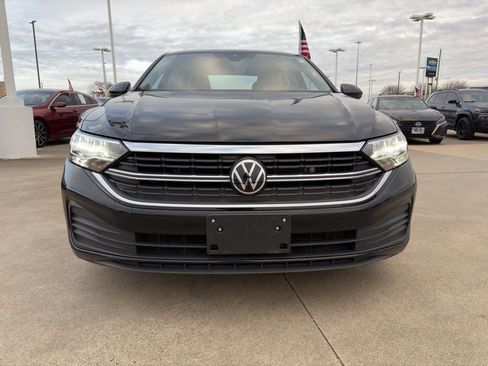 Used 2024 Volkswagen Jetta S image 2