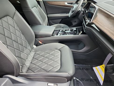 New 2026 Volkswagen Atlas SEL Premium R-Line image 19