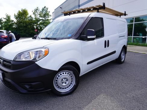 Used 2018 RAM ProMaster City Tradesman FWD image 3