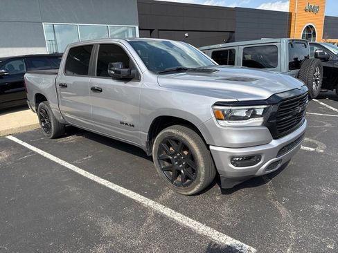 Used 2024 RAM 1500 Laramie AWD/4WD image 3