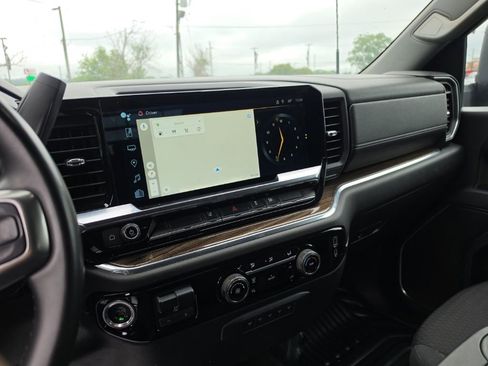 Used 2024 Chevrolet Silverado 3500 LT AWD/4WD image 21