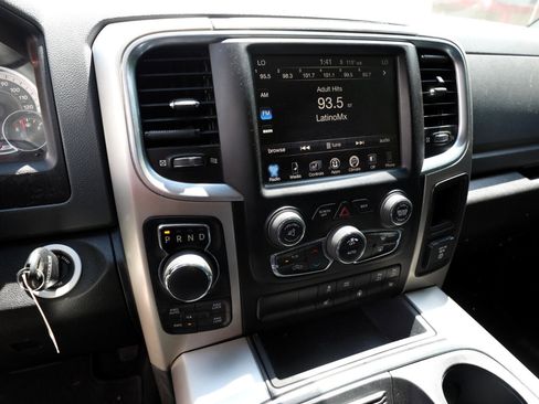 Used 2017 RAM 1500 Big Horn image 19