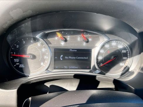 Used 2024 GMC Terrain SLT image 12