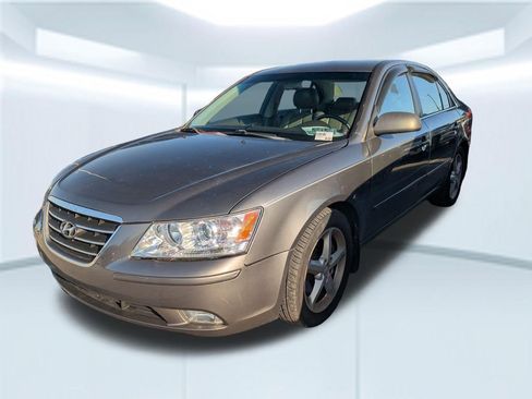 Used 2009 Hyundai Sonata SE image 1