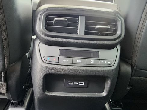 Certified 2023 Honda Pilot EX-L image 6