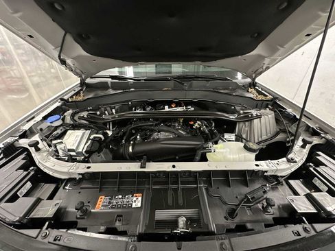 New 2026 Ford Explorer ST-Line w/ ST-Line Street Pack image 28