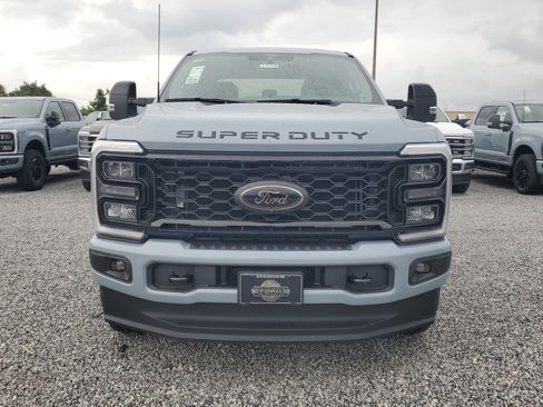 New 2026 Ford F250 Lariat w/ Black Appearance Package image 3