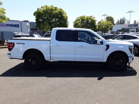 Used 2025 Ford F150 Lariat w/ Equipment Group 502A High AWD/4WD image 6