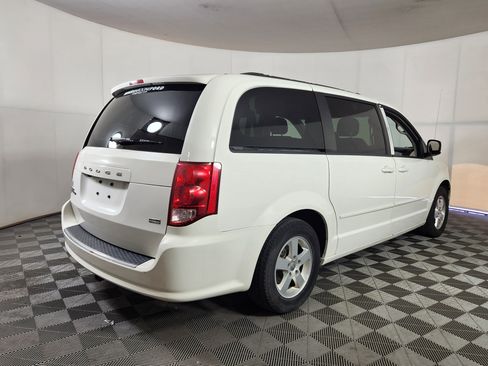 Used 2012 Dodge Grand Caravan SXT FWD image 7