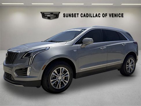 Certified 2023 Cadillac XT5 Premium Luxury FWD image 6