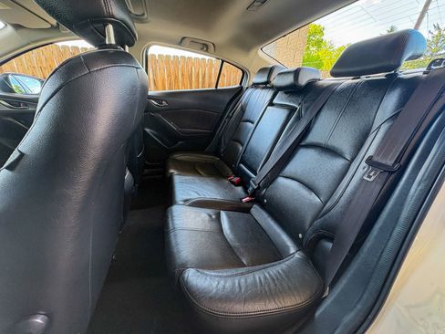 Used 2017 MAZDA MAZDA3 Grand Touring FWD image 25