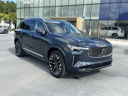 New 2026 Volvo XC90 T8 Ultra image 4