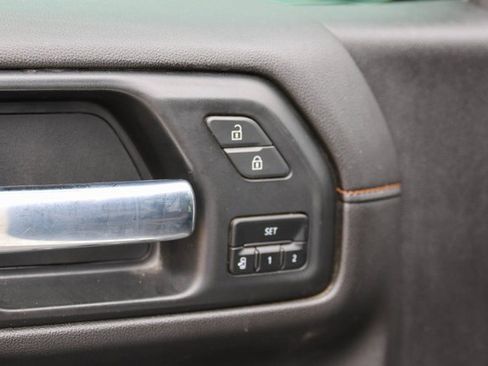 Used 2021 GMC Sierra 1500 AT4 image 13