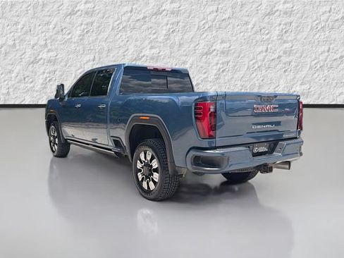 Used 2024 GMC Sierra 2500 Denali w/ Denali Reserve Package AWD/4WD image 5