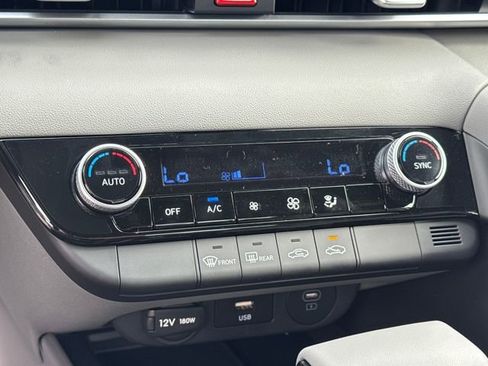 New 2026 Hyundai Elantra Sport FWD image 19