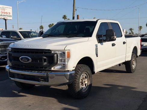 Used 2020 Ford F250 XL w/ Power Equipment Group AWD/4WD image 2