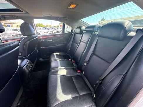 Used 2009 Lexus LS 460 RWD image 28