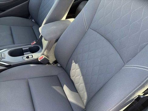 Used 2024 Toyota Corolla LE FWD image 13