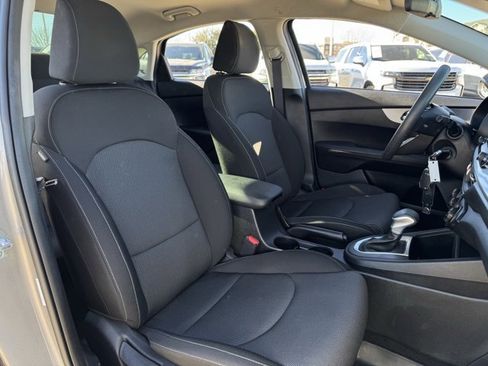 Used 2024 Kia Forte LXS image 31
