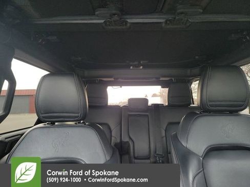 Used 2025 Ford Bronco Outer Banks image 38