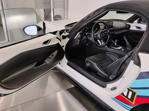 Used 2022 MAZDA MX-5 Miata Club w/ Brembo/BBS Recaro Package image 68