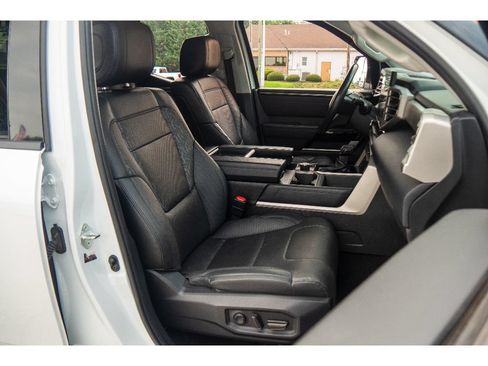 Used 2022 Toyota Tundra Limited w/ TRD Off-Road Package AWD/4WD image 16