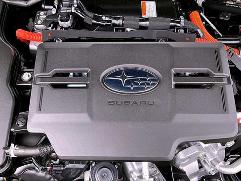 Used 2025 Subaru Forester Limited AWD/4WD image 17