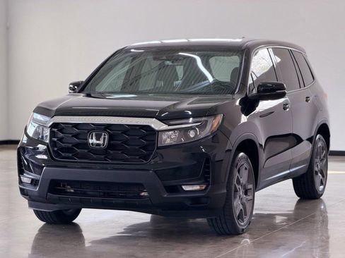 Used 2023 Honda Passport EX-L image 3