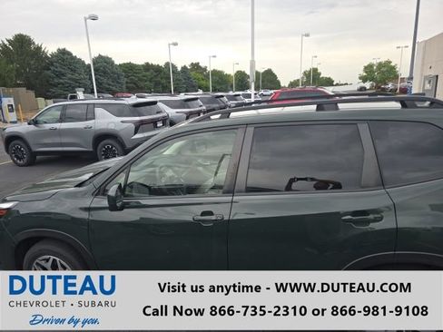 Used 2024 Subaru Forester Premium AWD/4WD image 1